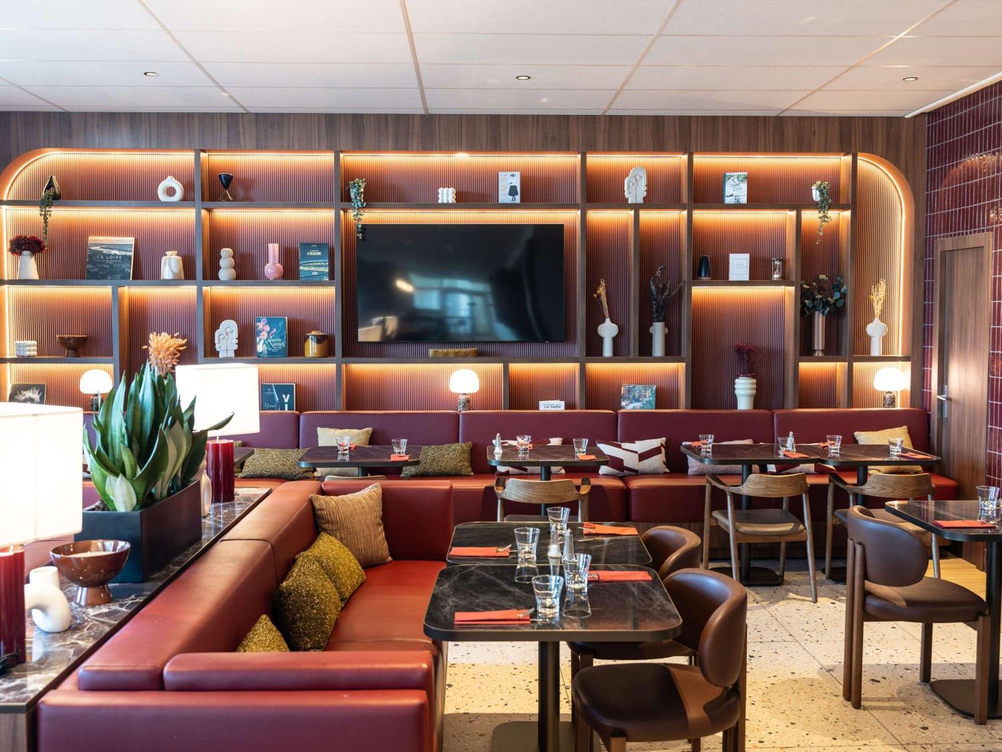 Novotel Nantes Centre Bord De Loire Bagian luar foto