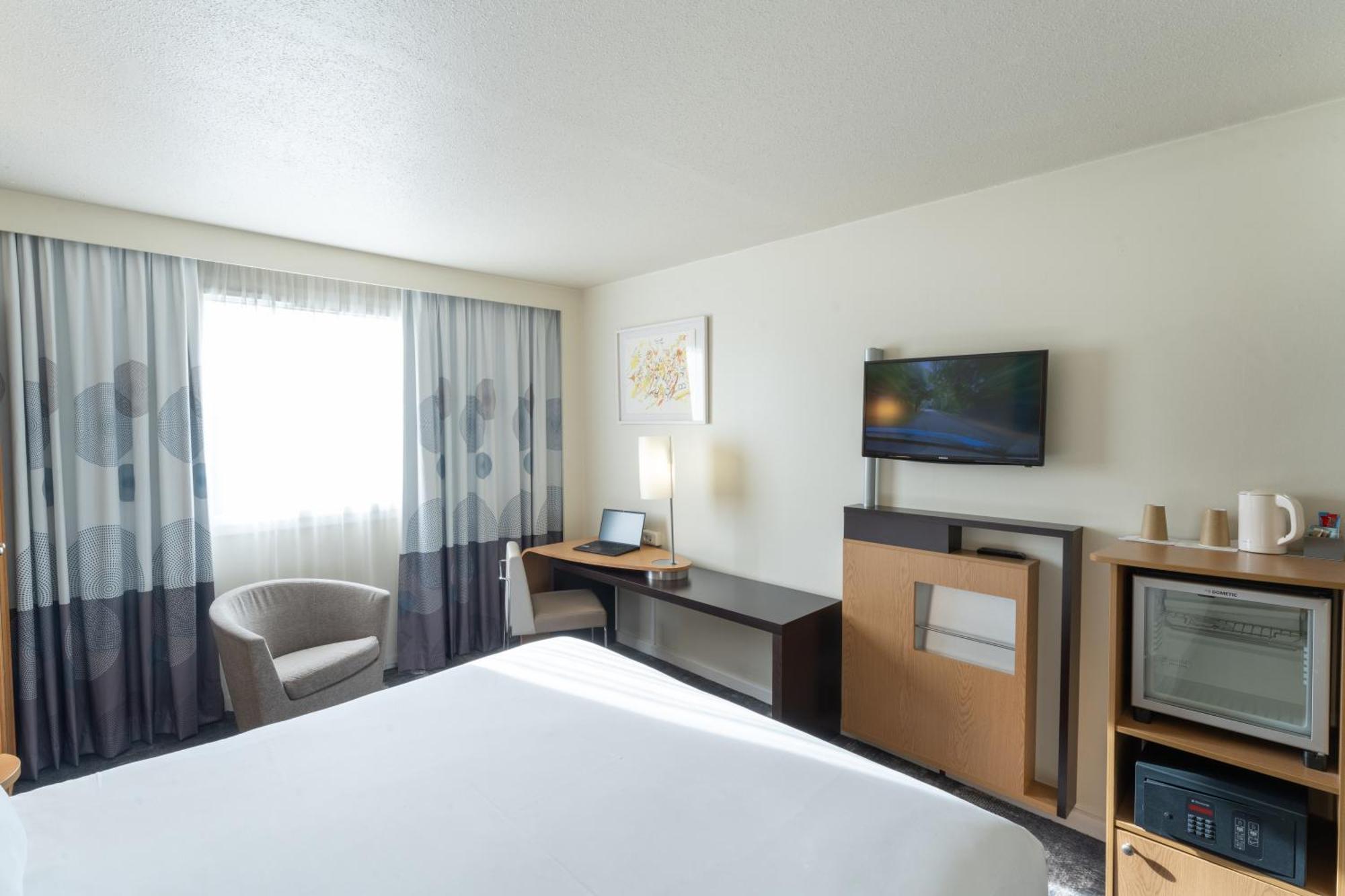 Novotel Nantes Centre Bord De Loire Bagian luar foto
