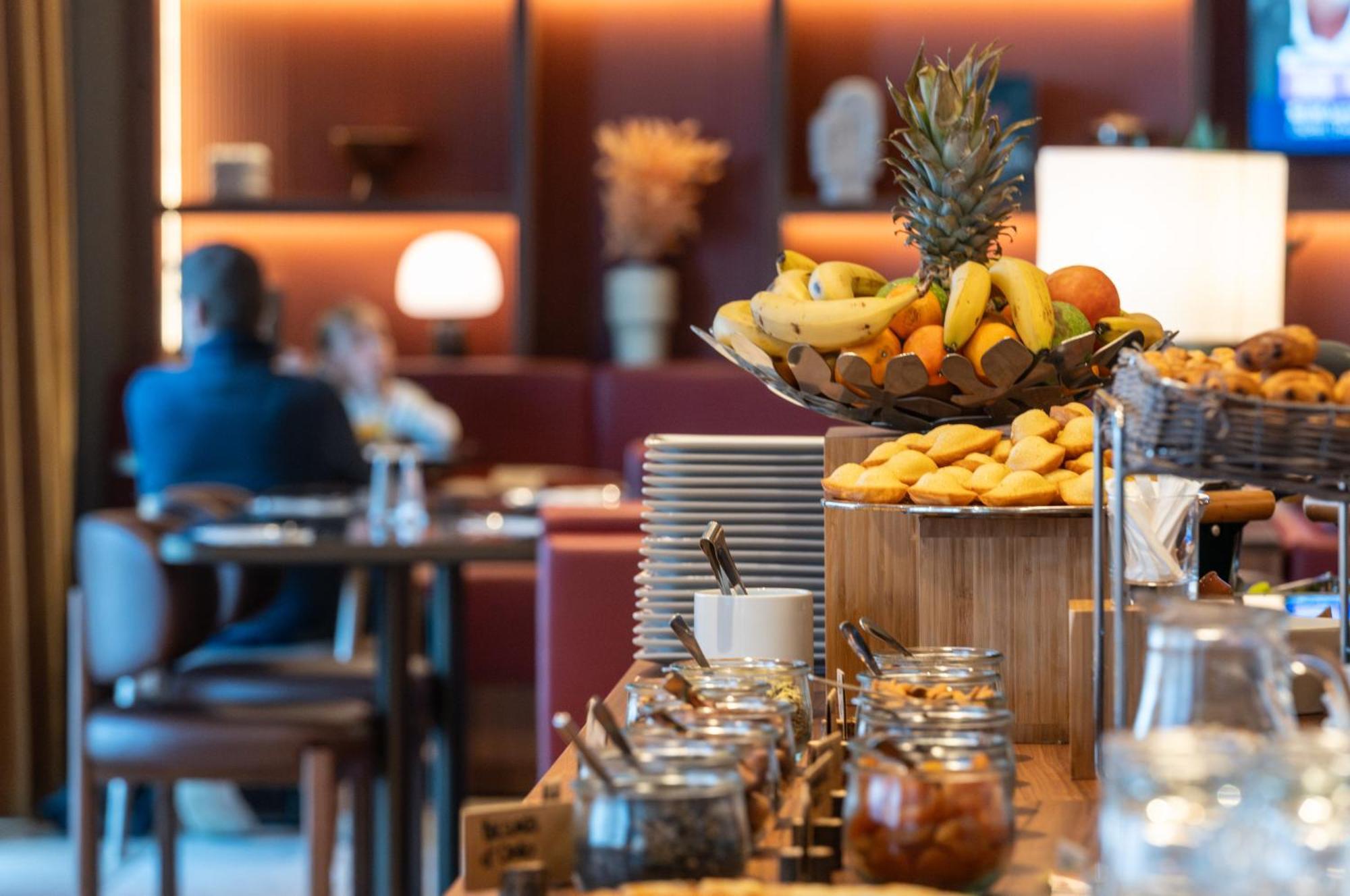 Novotel Nantes Centre Bord De Loire Bagian luar foto